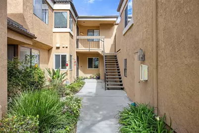 7851 Southlake #5, Huntington Beach, CA 92647 - Photo 30