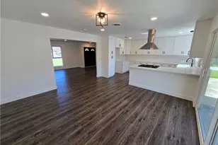 230 N Shasta St, Orange, CA 92869 - Photo 16