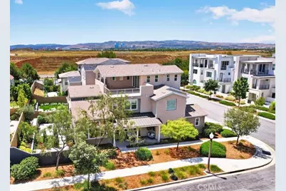 168 Crossover, Irvine, CA 92618 - Photo 2