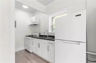 323 W 4th, Long Beach, CA 90802 - Photo 12