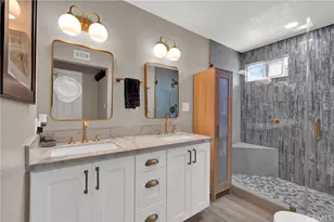 122 N Carousel, Anaheim, CA 92806 - Photo 12