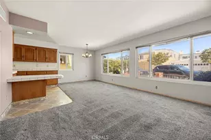 805 W Bay, Newport Beach, CA 92661 - Photo 12