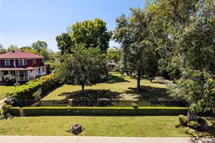 440 W Main St, Tustin, CA 92780 - Photo 2