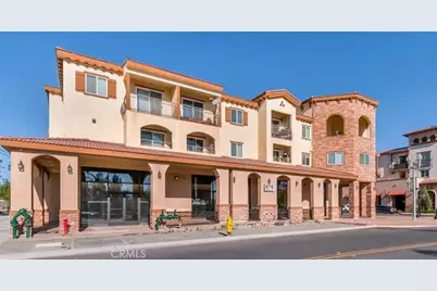 876 S D, Perris, CA 92570 - Photo 2