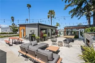 8250 Lankershim Blvd #Elm 3, North Hollywood, CA 91605 - Photo 28
