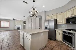 42240 Ridge View Dr, Lancaster, CA 93536 - Photo 10