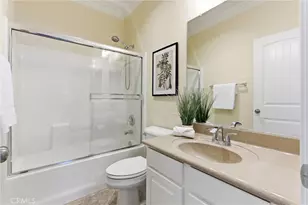 318 W Pebble Creek Ln, Orange, CA 92865 - Photo 18