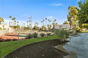 5300 E Waverly Dr, Palm Springs, CA 92264 - Photo 28