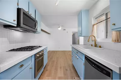 1330 Cabrillo Park #F, Santa Ana, CA 92701 - Photo 8