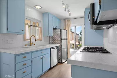 1330 Cabrillo Park #F, Santa Ana, CA 92701 - Photo 6
