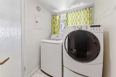 512 S Hollydale, Anaheim, CA 92808 - Photo 20