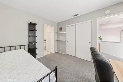 512 S Hollydale, Anaheim, CA 92808 - Photo 26