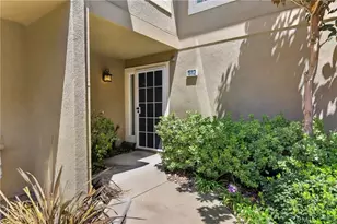 512 S Hollydale, Anaheim, CA 92808 - Photo 6