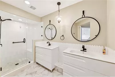512 S Hollydale, Anaheim, CA 92808 - Photo 34