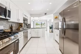 512 S Hollydale, Anaheim, CA 92808 - Photo 18