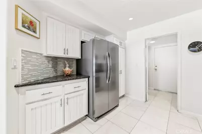 512 S Hollydale, Anaheim, CA 92808 - Photo 16