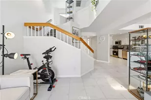 512 S Hollydale, Anaheim, CA 92808 - Photo 14