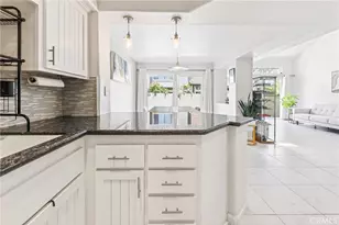 512 S Hollydale, Anaheim, CA 92808 - Photo 22