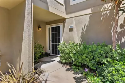 512 S Hollydale, Anaheim, CA 92808 - Photo 6