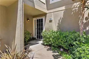 512 S Hollydale, Anaheim, CA 92808 - Photo 6