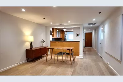 2910 Neilson Way #208, Santa Monica, CA 90405 - Photo 2