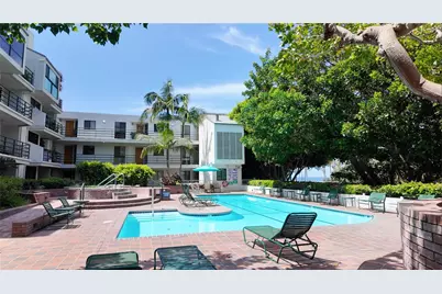 2910 Neilson Way #208, Santa Monica, CA 90405 - Photo 12