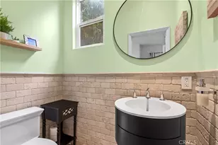 513 Pecan Ave, Huntington Beach, CA 92648 - Photo 20