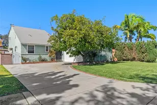 10253 Angell, Downey, CA 90242 - Photo 32