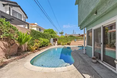 10253 Angell, Downey, CA 90242 - Photo 2