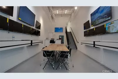 732 E 10th #105, Los Angeles, CA 90021 - Photo 2