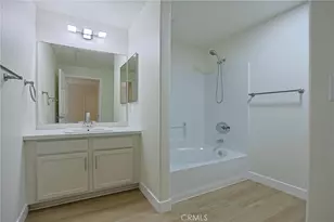 41410 Juniper St, Murrieta, CA 92562 - Photo 18