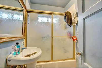 926 Spence, Los Angeles, CA 90023 - Photo 20