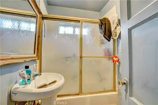926 Spence, Los Angeles, CA 90023 - Photo 20