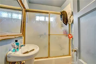 926 Spence, Los Angeles, CA 90023 - Photo 26