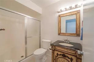 45 Oval, Irvine, CA 92604 - Photo 12