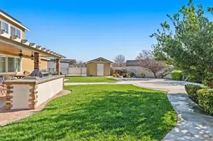 14979 Corvalis Ct, Eastvale, CA 92880 - Photo 30