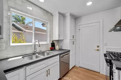 14492 Spa Drive, Huntington Beach, CA 92647 - Photo 12