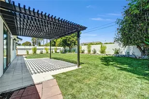 14492 Spa Dr, Huntington Beach, CA 92647 - Photo 34