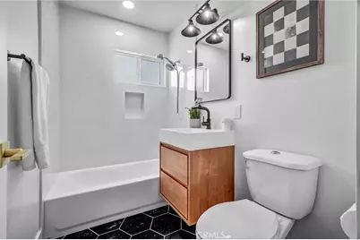 14492 Spa Drive, Huntington Beach, CA 92647 - Photo 16