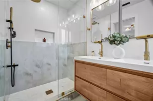 14492 Spa Dr, Huntington Beach, CA 92647 - Photo 24