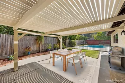 369 San Juan Way, La Canada Flintridge, CA 91011 - Photo 22