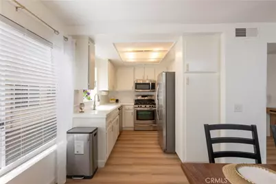 8800 Burnet #12, North Hills, CA 91343 - Photo 6