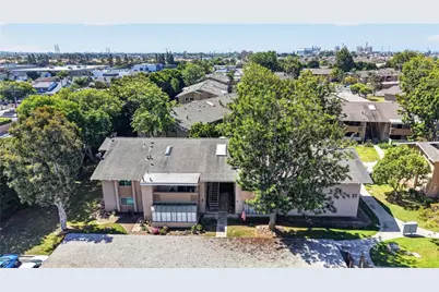 8933 Biscayne Court, Huntington Beach, CA 92646 - Photo 26