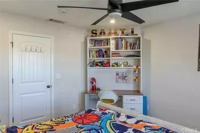1042 Robinson Court, Hanford, CA 93230 - Photo 20