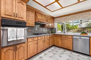 16602 Yvette, Cerritos, CA 90703 - Photo 32