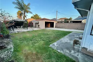 11506 Wadsworth, Los Angeles, CA 90059 - Photo 16