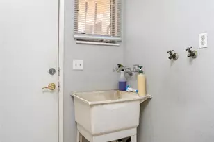 8276 Sewell, Fontana, CA 92335 - Photo 16