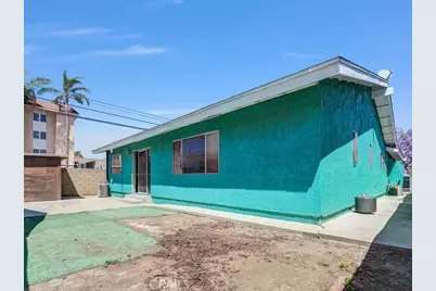 595 W 13th, San Pedro, CA 90731 - Photo 16