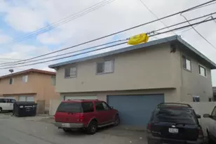 17411 Keelson, Huntington Beach, CA 92647 - Photo 4