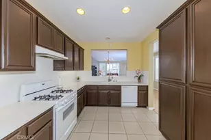 2158 W Cherrywood Ln, Anaheim, CA 92804 - Photo 4